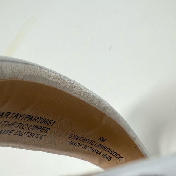 Steve Madden Silver Partay Metallic Leather Women's Heels size 6 - Picture 10 of 16